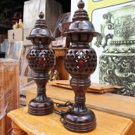 Cặp đèn thờ gỗ tràm bông vàng cao 48 cm -Mậu Lý thumbnail