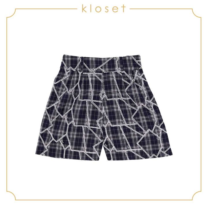 kloset-tartan-high-waisted-shorts-aw19-p004-เสื้อผ้าผู้หญิง-เสื้อผ้าแฟชั่น-กางเกงแฟชั่น-กางเกงขาสั้น-กางเกงขาสั้นปัก-กางเกงลายสก๊อต
