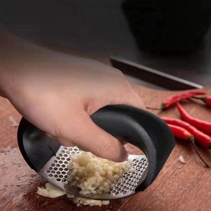 kitchen-accessories-stainless-steel-garlic-press-manual-garlic-masher-chopping-garlic-crusher-tools-useful-things-for-home