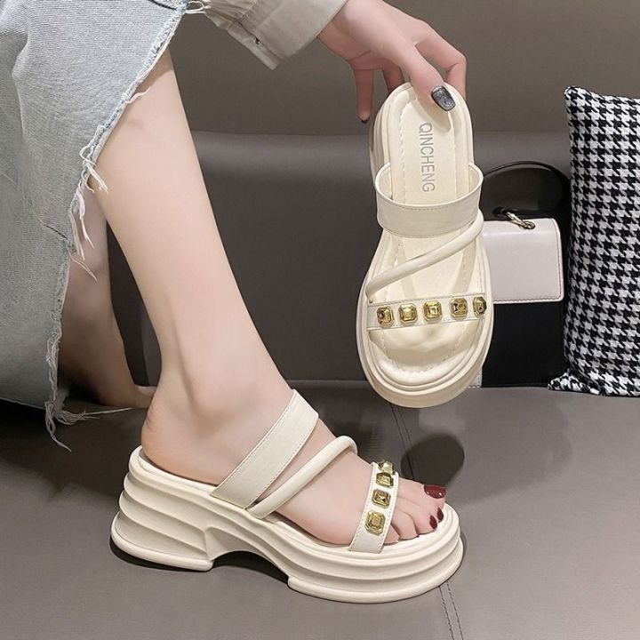 High discount rise sandals