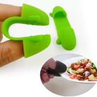 Silicone Anti-scald Clip Creative To Prevent Burns Hand Kitchen Gadgets cuisine outils accessoires Foldable Finger sleeve SA70