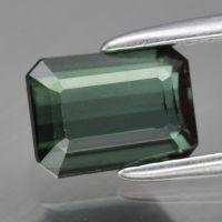 Green Tourmaline กรีนทัวมารีน น้ำหนัก 1.06 กะรัต เกรด VS ขนาด 6.6x4.8x3.3 มิล