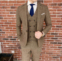 Spot Autumn And Winter New MenS Slim Solid Color Three -Piece Suit British Single Buckle Casual Western