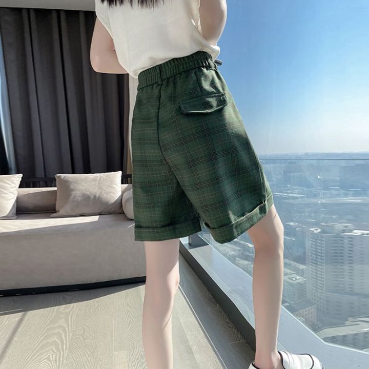 เสื้อเชซาเปียกกางเกงขาสั้นลายสก๊อตผู้หญิงบางสีเขียวยาว5นาทีกางเกงขาบานกว้าง2023ฤดูร้อนใหม่