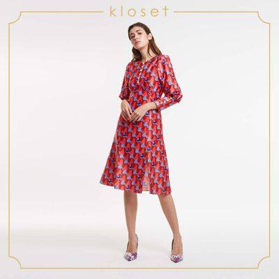 Kloset kiss print dress with front slit (AW19-D014)เสื้อผ้าผู้หญิง เสื้อผ้าแฟชั่น เดรสแฟชั่น เดรสผ้าพิมพ์