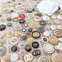 10Pcs Button Luxury Metal Gold Sewing Supplies Sweater Clothing Fashion Decoration DIY Accessories Sumptuous Brand Mark CC