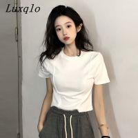 Luxqlo เสื้อยืดแขนสั้นสีทึบผู้หญิงฤดูร้อนแฟชั่นเพรียวบางฉบับภาษาเกาหลีเสื้อยืดลำลองหวานหลวมอารมณ์