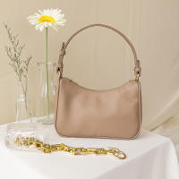 Chayabags - รุ่น ONNIE - สี WARM TAUPE