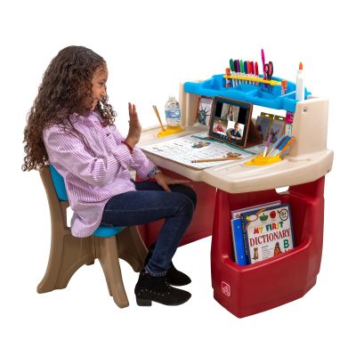 โต๊ะเด็ก โต๊ะเขียนเด็ก โต๊ะทำการบ้าน โต๊ะศิลปะ พร้อมเก้าอี้ Deluxe Art Master Desk Step2