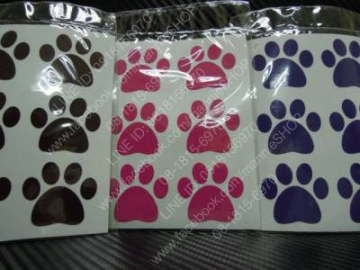 สติ๊กเกอร์งานตัดคอมลาย รอยเท้าสุนัข ติดรถ ติดบ้าน แต่งรถ แต่งบ้าน sticker dog footprint น่ารัก มีหลายสีให้เลือก หมา สวย ขาว ดำ แดง น้ำเงิน ม่วง