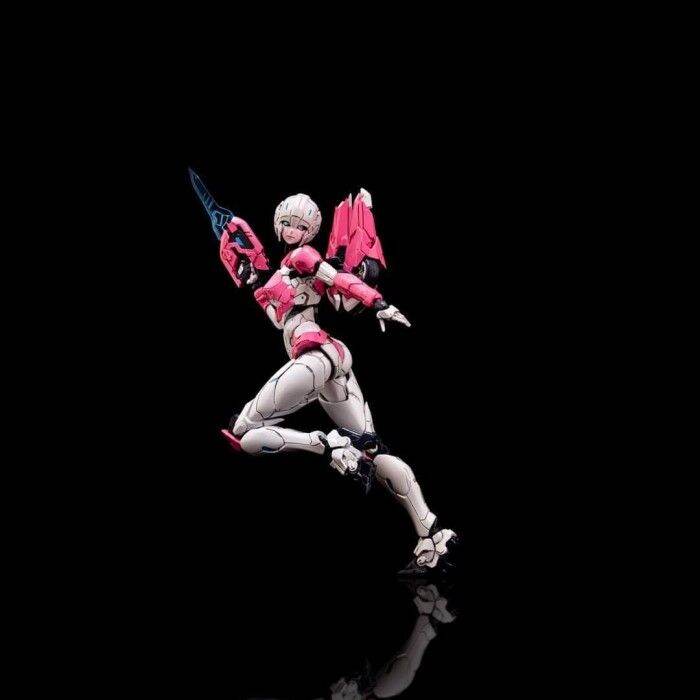 (Bayar di Tempat) Flame toys Furai model Arcee Model kit transformers