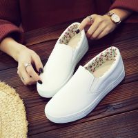 hot【DT】 Leather Ladies Flats Ballet Shoes Fashion Round Wide Toe Loafers Female Hospital