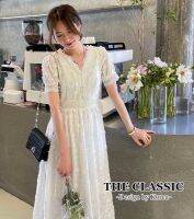 (M-2XL) The classic เดรสลูกไม้ยาว แขนตุ๊กตา ใช้ผ้าลูกไม้เนื้อดีถักทอลายดอกไม้นูน 3D ด้านหน้าแต่งกระดุม ช่วงปลายแขนและเอว