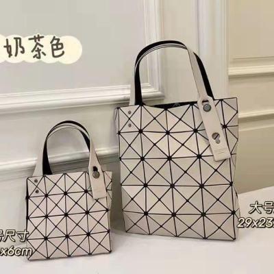 2022 new Issey Miyake with the same life bag six grid 5 grid geometric rhombus single shoulder bag handbag large capacity