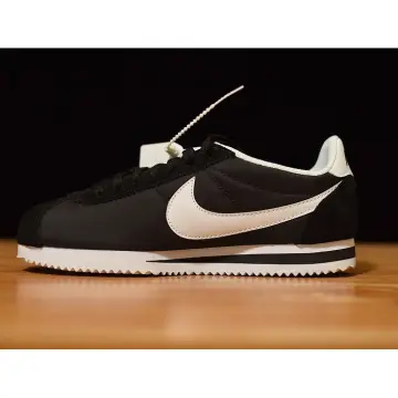 Nike classic cortez on sale nylon trio ราคา