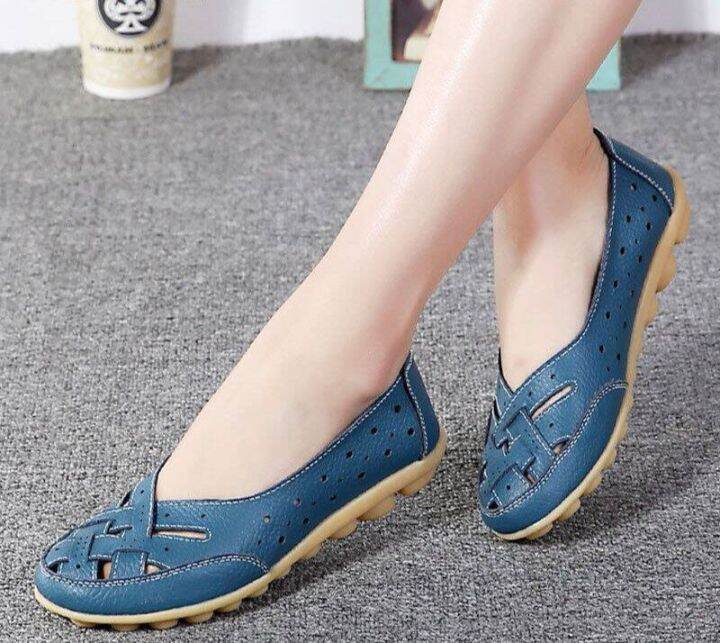 White Flats Shoes For Women On Sale Plus Size 3544 Soft Sole Leather Casual Shoes Korean Style