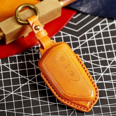 Leather Car Key Case Cover Fob for Volkswagen Vw Teramont Golf 8 Id3 Id4 Crozz for Skoda Octavia Keychain Holder Keyring Shell