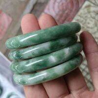 (Rui baoG)สี Jadeite ธรรมชาติมือแกะสลักรอบสร้อยข้อมือหยกแฟชั่นบูติกเครื่องประดับผู้หญิง39; S แสงสีเขียวลอยดอกไม้สร้อยข้อมือหยก