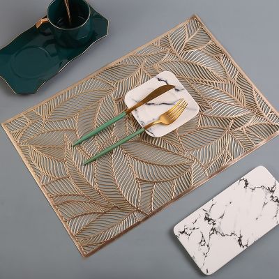 【CC】 Rectangular Placemats Hollow Out Table Mats Vinyl for Dining Restaurant