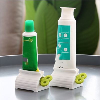 Toothpaste Squeeze Artifact Squeezer Clip-on Household Toothpaste Device Lazy Toothpaste Tube Squeezer Press Bathroom Supplies