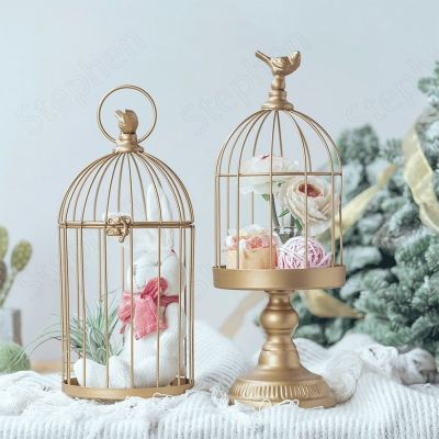 Golden Bird Cage Candle Holders European Dining Table Decor Candelabra Ornaments Gold-plated Crown Candle Holder Home Decoration