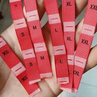 100PCS Red damask polyester woven cloth size label clothing tags XS S M L XL XXL Stickers Labels