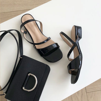 [ccomccomshoes] Bien Anamel Strap Sandle (2 cm)-an inexorable beauty a subtle enamel gloss These are really pretty Bian sandals