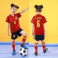 Ys2 ชุดเสื้อยืดแขนสั้น ลายทีมฟุตบอล World Cup Spain Jersey Home Iniesta สําหรับเด็กทุกเพศ SY2