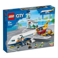 Lego เครื่องบินผู้โดยสารเมือง 60262 (669 ชิ้น)