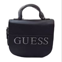 กระเป๋าสะพายหลัง &amp; ถือ GUESS 2 WAY SHOULDER BAG (แบรนด์แท้ OUTLET) กระเป๋าที่น่ารักตะมุตะมิ กำลังติดเทรนฮิต