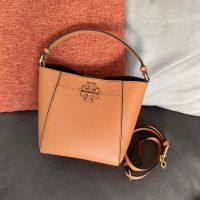 กระเป๋าสะพาย และ ถือ คล้องแขน ทรงถัง TORY BURCH MCGRAW MINI BUCKET BAG