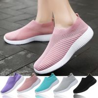 Superlight Women Tennis Shoes Breathable Woman Sports Shoes Fashion Female Casual Walking Shoes Outdoor Sneakers Soft Flats Shoe