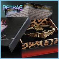 PETIBAG โกธิค กำไลข้อมือค้างคาว เครื่องประดับปาร์ตี้แวมไพร์ พังก์สไตล์ เครื่องประดับกำไลข้อมือ แฟชั่นแฟชั่นสตรี โลหะสำหรับตกแต่ง กำไลข้อมือคู่ ผู้หญิงผู้ชาย