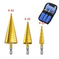 3ชิ้น4-12มม. 4-20มม. 4-32มม. HSS ร่องตรงขั้นตอนหัวเจาะไม้เคลือบไทเทเนียมแกนที่เจาะรูโลหะชุดกดสิวที่เจาะทรงกรวย