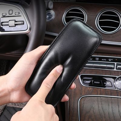 【LZ】♈⊕  Almofada de joelho couro para o interior do carro travesseiro confortável elástico almofada memória espuma universal coxa suporte acessórios 18x8.2cm