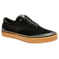 รองเท้าสเก็ตบอร์ด รองเท้าสเก็ตหุ้มส้น รองเท้า OXELO Vulca 500 Adult Low-Top Skate Shoes - Black/Rubber Sole รองเท้าสีดำ