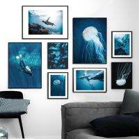 Luyameishop สแกนดิเนเวีย Ocean Diving Dolphin แมงกะพรุนเต่าภาพวาดโปสเตอร์พิมพ์ภาพผนัง Home Decor Wall Art Canvas