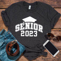 อาวุโส2023 T เสื้อ Vintage Graduation T เสื้อผู้หญิง Class Of 2023เสื้อสำหรับนักเรียน Casual Aesthetic เสื้อผ้า L...