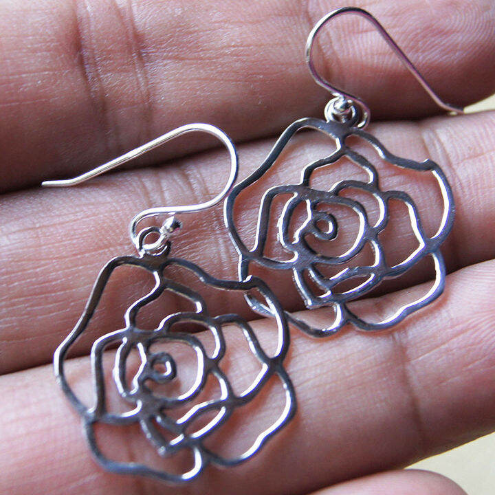 thai-design-earrings-flower-925-sterling-silver-ลวดลายไทย-น่ารักทำจากมึอลวดลายไทยตำหูเงินสเตอรลิงซิลเวอรสวยของฝากที่มีคุณค่า