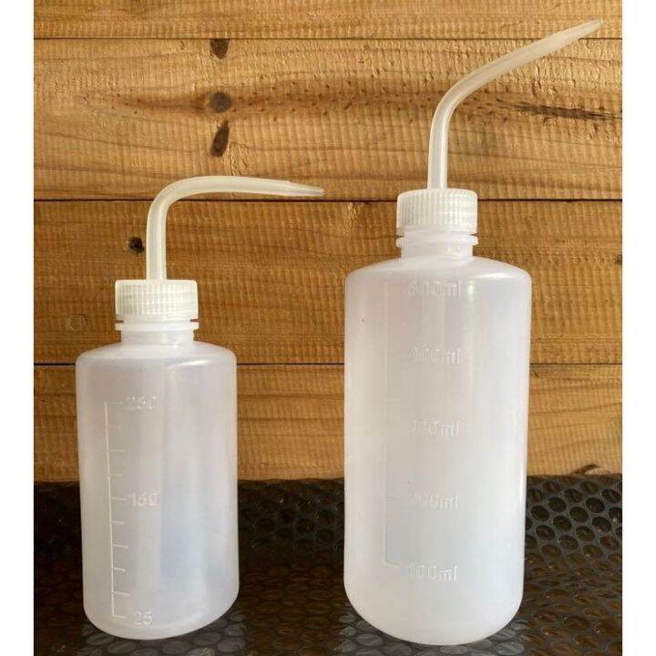 Nvzi 500ml Plastic Safety Wash Bottle, 4 Colors Lab Squeeze Bottle With
