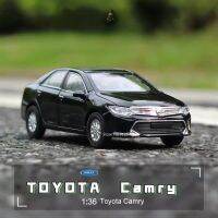 A136 2016 TOYOTA Camry รถของเล่นรุ่นล้อแม็ก D Iecast ดึงกลับจำลองสะสมขนาดรุ่นรถของเล่นสำหรับเด็กของขวัญวันหยุด M