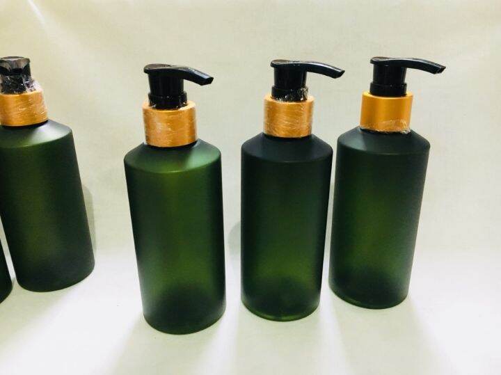 ขวดพลาสติกหัวปั้ม-ขนาด-200-ml-สำหรับใส่เจล-ใส่เครื่องสำอาง-แพ็คละ-3-ชิ้น