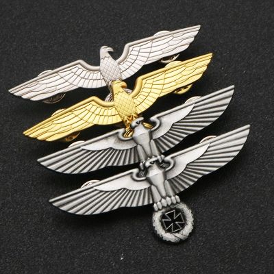 【CC】 Top German Medal Iron Wreath Metal Badge Pin Brooch Collection Gifts