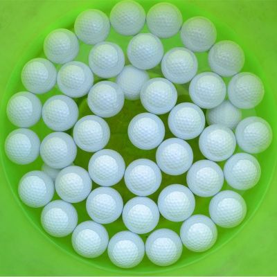 [Delivery in 48 hours] PGM golf floating water ball does not sink into the water new practice ball two-layer ball long-distance ball golf