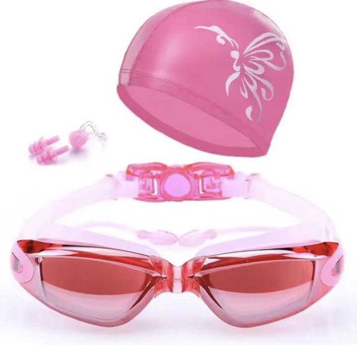 แว่นตาว่ายน้ำ ชุด 4 ชิ้น ชุดแว่นตาว่ายน้ำ ผู้หญิง ผู้ชาย Anti FOG UV ป้องกันการเล่นเซิร์ฟ การว่ายน้ำ Goggles Professional แว่นตากันน้ำ พร้อม หมวกว่ายน้ำ ที่อุดหู ที่อุดจมูก