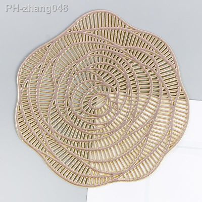 【CC】 Table Mats Dining Bronzing Hollow Non-Slip Placemat Insulation Coaster Resistant Decoration Item
