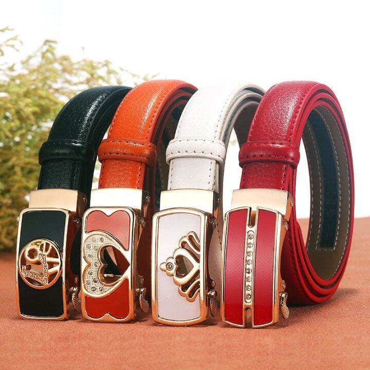 เข็มขัด-bm-สำหรับผู้หญิงเข็มขัดลายธงสิงโตแบบโบราณเข็มขัดกางเกงแฟชั่นแบบเรียบง่ายเข็มขัดผู้หญิงแนวโน้มแฟชั่นเข็มขัดสานหัวเข็มขัดอัตโนมัติใหม่เข็มขัดผู้หญิงสีขาว