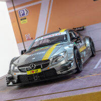 โมเดลรถเมอร์เซเดส-เบนซ์ C63ดีเอ็มแข่งแรลลี่ของเล่นรถ Diecast ไฟและเสียงประกอบสำหรับคอลเลกชันรถ Kids Toys ของขวัญวันเกิด