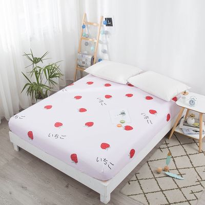 【CW】 Strawberry Bed Sheets