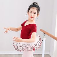 【Love ballet】บัลเล่ต์ชุดเต้นรำ L Eotards ด้วยลูกไม้กระโปรงสำหรับสาวสั้น/แขนยาวเสื้อผ้าเต้นรำเด็กเต้นรำเครื่องแต่งกายตูกระโปรงกับ T Ulle